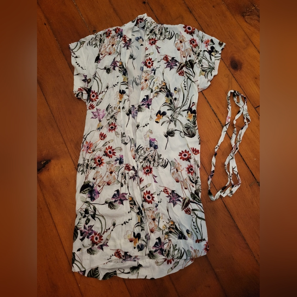 EUC Dress Forum button-up overshirt dress, size M, white floral